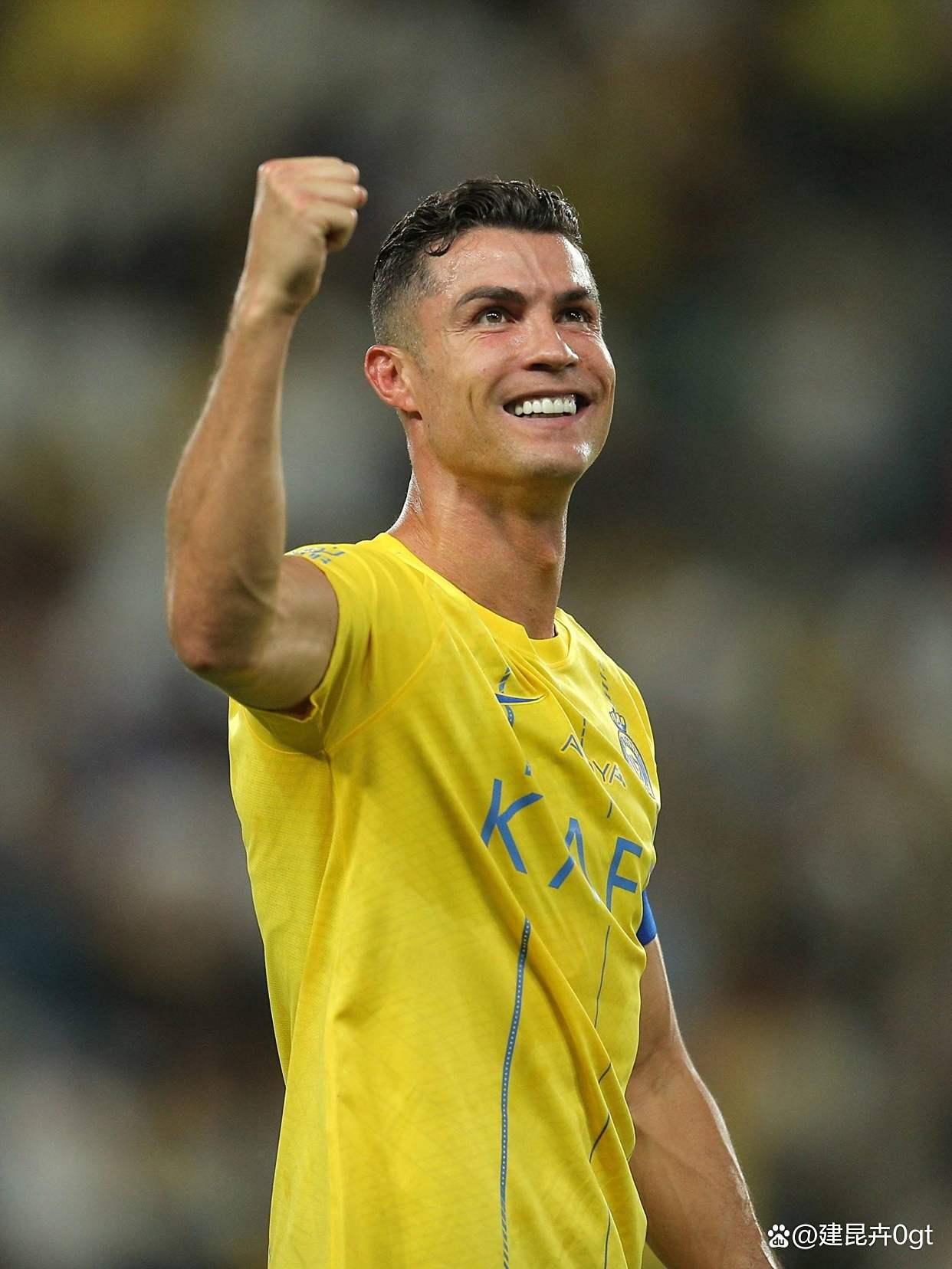 NG娱乐- c罗十大残暴级进球!守门员这哪是人干的事啊